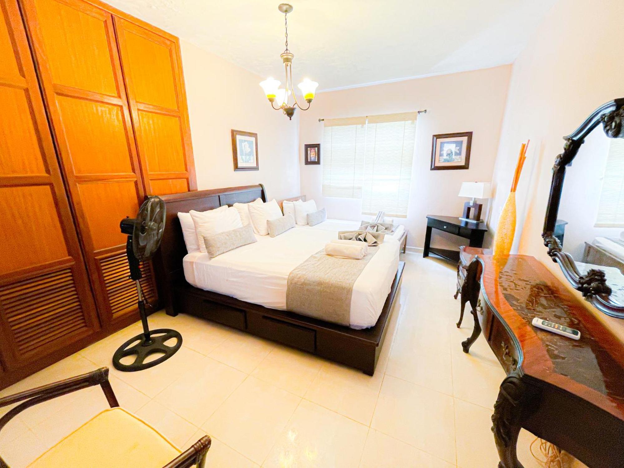 Condo-hotel With & Private Wifi Bbq Club & 5* Punta Cana